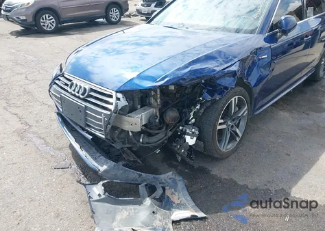 2017 Audi A4 2.0T Premium z USA, uszkodzony, nr VIN WAUENAF43HN071292